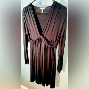 Soma Medium Black Long Sleeve Vneck Midi Dress, great condition